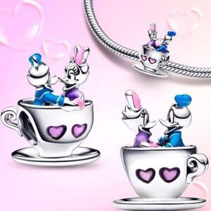 NWOT Donald & Daisy Duck in a Tea Cup Silver Charm